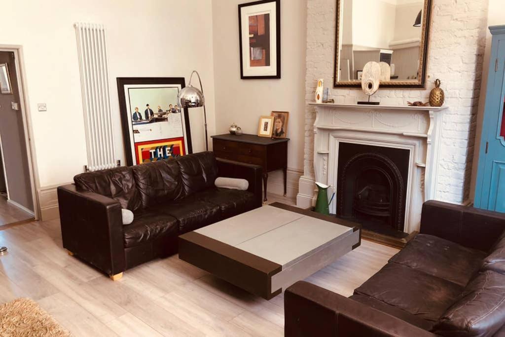 Seaside Escape - Gorgeous 2 Bed Apartment In St-Leonards-On-Sea Хейстингс Екстериор снимка